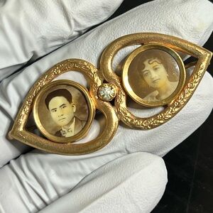 antique mourning brooch,original photos with c clasp